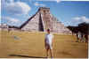Chichen.jpg (45860 bytes)